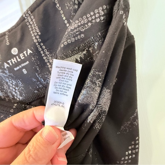 Athleta Black and Silver Cropped Leggings - Picture 10 of 10